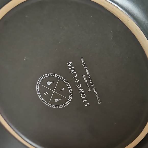 Stone + Lain 12 Piece Stoneware Dinnerware Set Matte Black - Picture 4 of 4